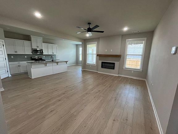 2nd image of 5910 Chiefs Ave