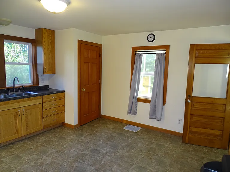 11370 Somerset Rd — Photo 7
