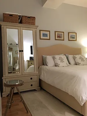 Rented by Owner | media 9