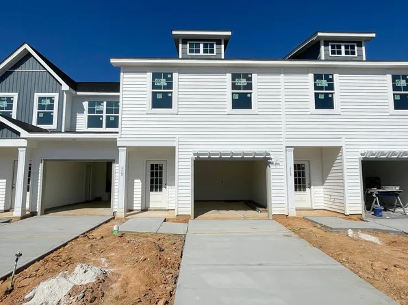 113 Michter St, Vass, NC 28394