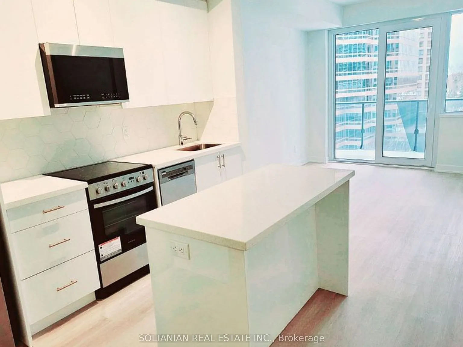 2 bed, $2,600 — Photo 3