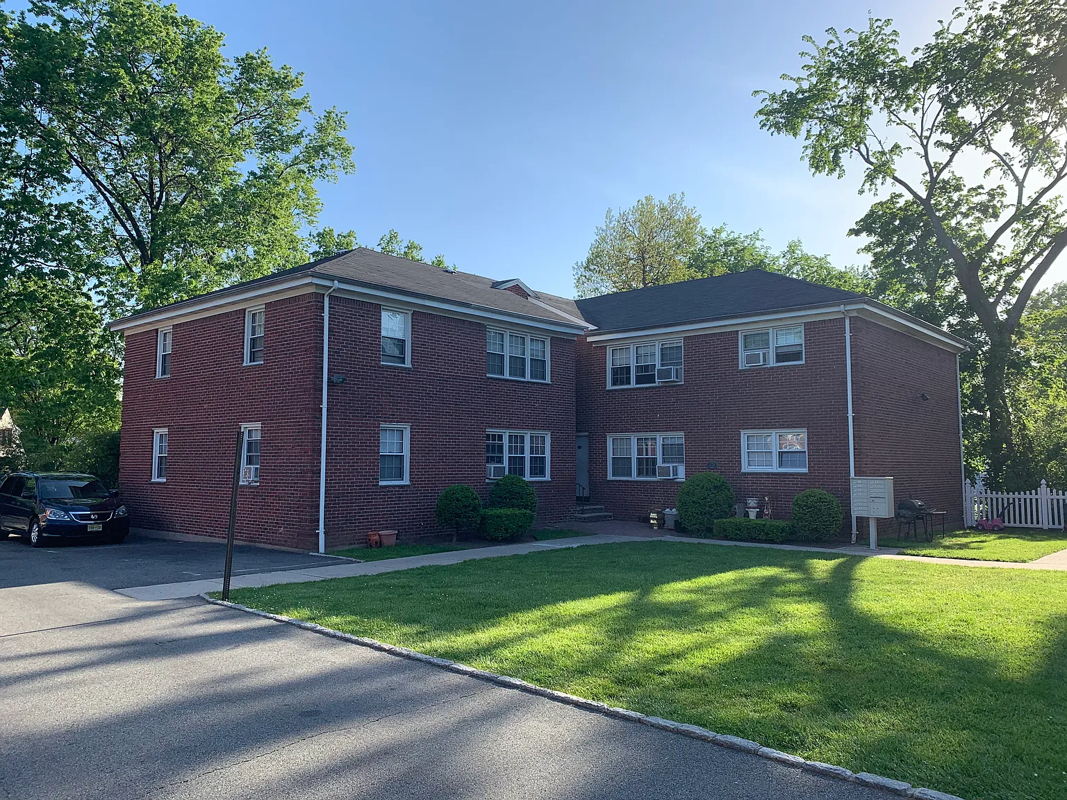 2 bed, $2,250 — Photo 3