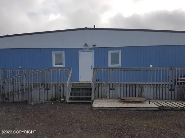 1541 Nanook St, Barrow, AK 99723