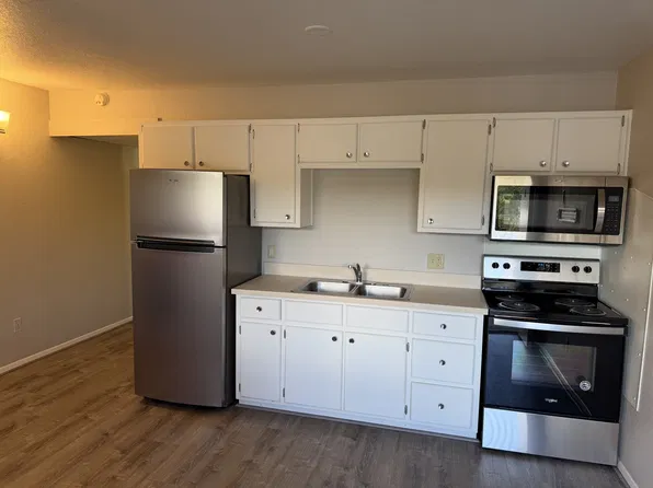 111 S Willow Rd APT 16, Ruidoso, NM 88345