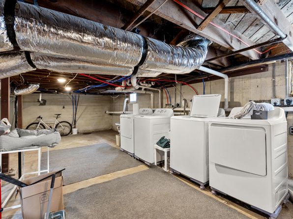 lexington-kentucky-77559438 picture