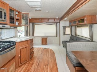 313 Chickasaw Ln, Shohola, PA