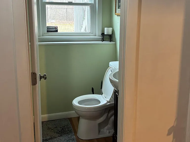 704 N Cary St — Photo 2
