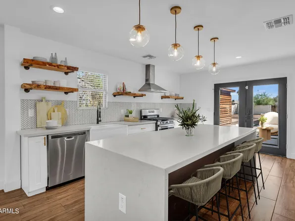 2105 N 25TH Place, Phoenix, AZ 85008