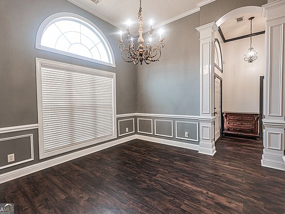 4th image of 209 Flagler Way