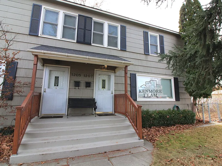 1207 Swift Blvd — Photo 1