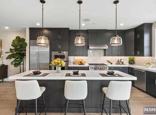 14 Bittersweet Ter, Montvale, NJ 07645