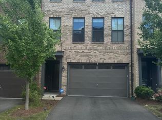 42359 Piper Creek Ter, Ashburn, VA 20148