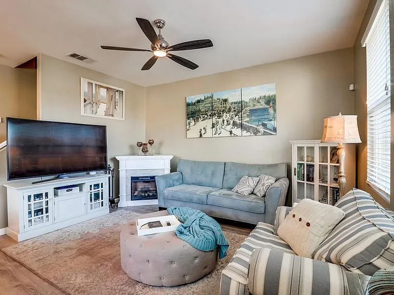 4300 Newton Ave #61 — Photo 40