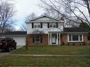 11210 Brookshire Dr, Grand Blanc, MI