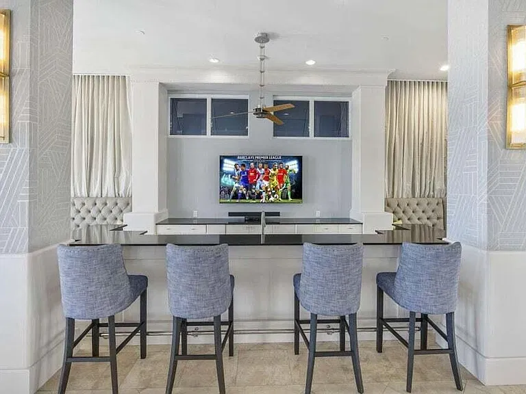 255 Evernia St #1115 — Photo 39