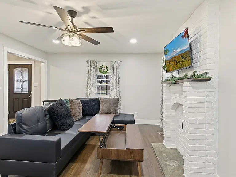 2805 Mint Rd — Photo 5