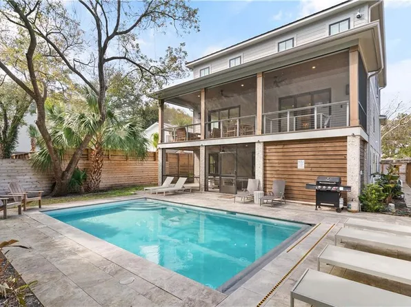 912 Ocean Blvd APT B, Saint Simons Island, GA 31522