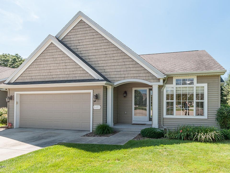 1st image of 8695 Oakland Hills Cir