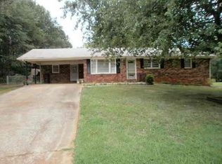 312 Franklin Dr, Forest City, NC 28043