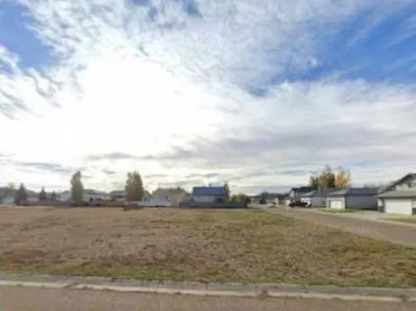 97 Upland Blvd W, Brooks, AB T1R 0R3