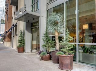 922 NW 11th Ave APT 602, Portland, OR 97209