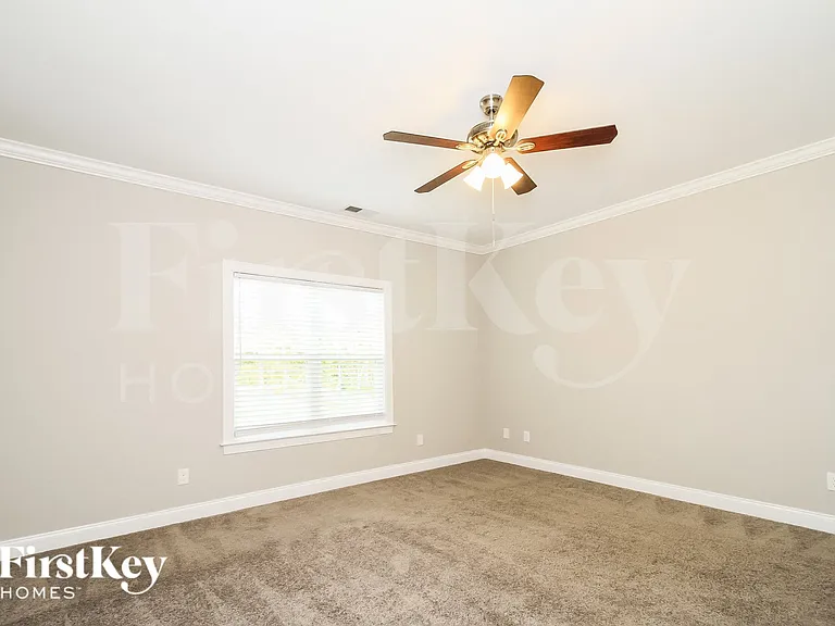 196 Sand Hill Dr — Photo 9