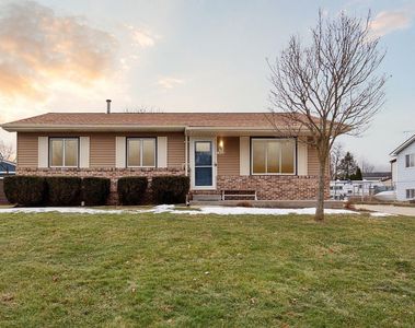 2849 Apache Trl, Wixom, MI, 48393
