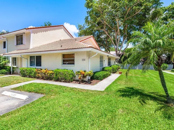 6306 Walk Circle, Boca Raton, FL 33433