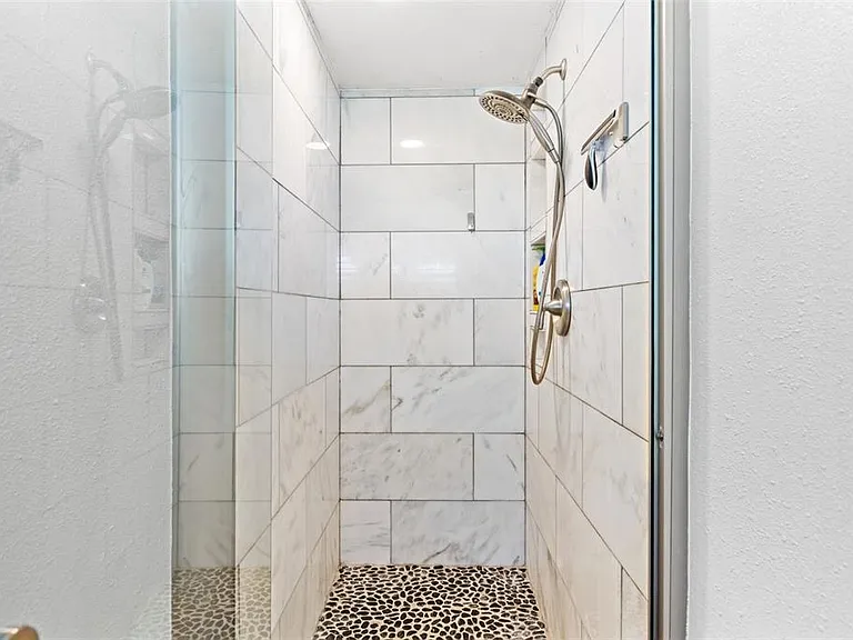 6701 Leeward Isle Way — Photo 10