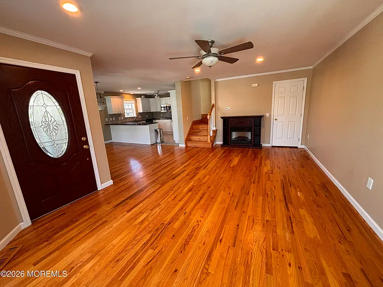 513 Evergreen Ave — Photo 11