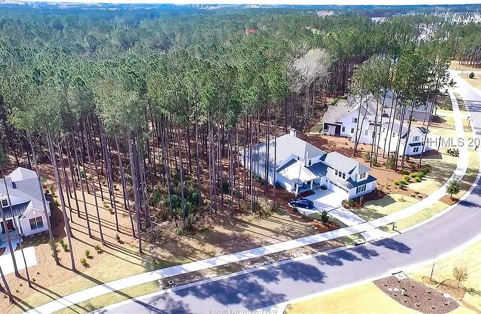 1st image of 482 Lake Bluff Dr