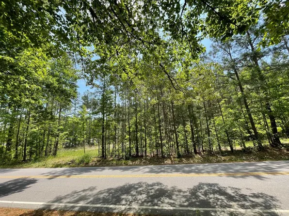 1363 Bullocksville Park Rd, Manson, NC 27553