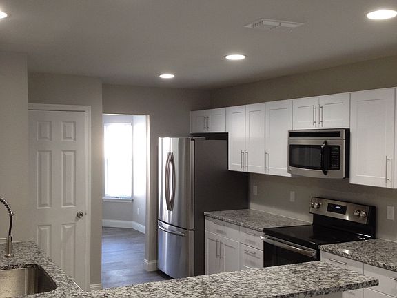 4th image of 8180 Dunbarton Ct