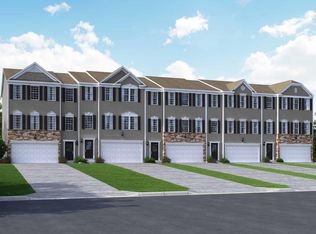 32 Lyric Ct, Inwood, WV 25428