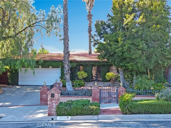 8739 Farralone Ave, Canoga Park, CA 91304