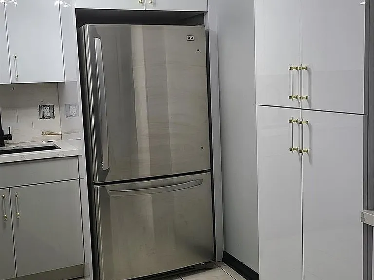 2500 Parkview Dr #802 — Photo 9
