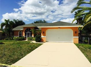8101 Sandpiper Rd, Fort Myers, FL 33967