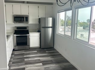 2003 Red Rose Way APT 1, Santa Barbara, CA 93109