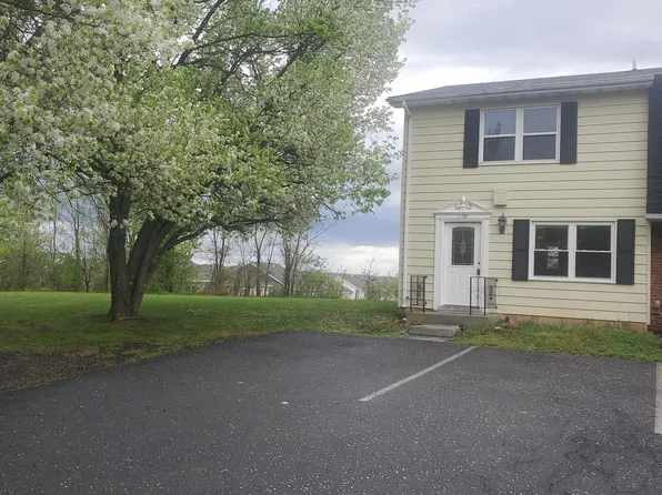 1178 Ravenwood Rd, Stephens City, VA 22655