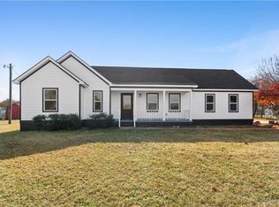 1808 Rover Zetella Rd, Williamson, GA 30292