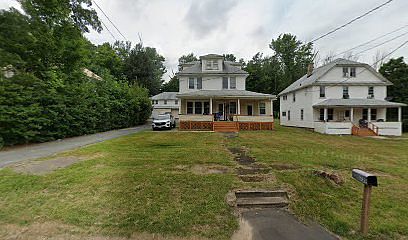 2nd image of 327 S Main St #2