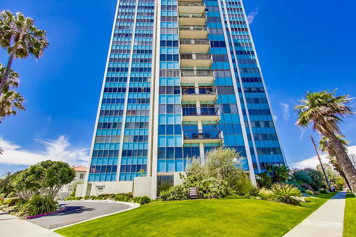 Building Photo - 2999 E Ocean Blvd #230