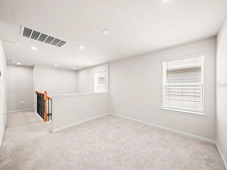 181 Tower Ct — Photo 20