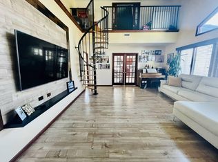 25 Plumtree Rd, Levittown, PA 19056