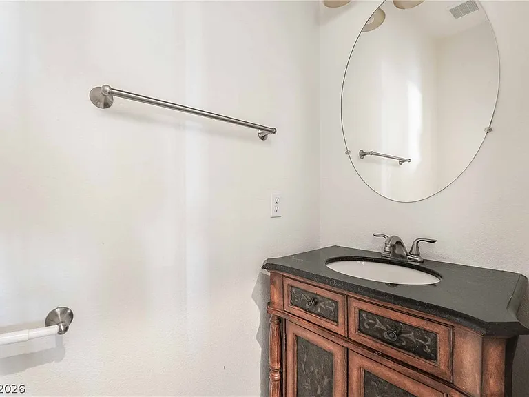 3194 Castle Canyon Ave — Photo 10