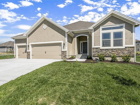 2nd image of 9341 N Belton Ave