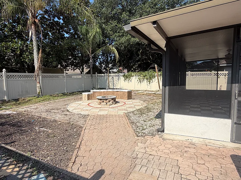 1075 Three Forks Ct — Photo 35