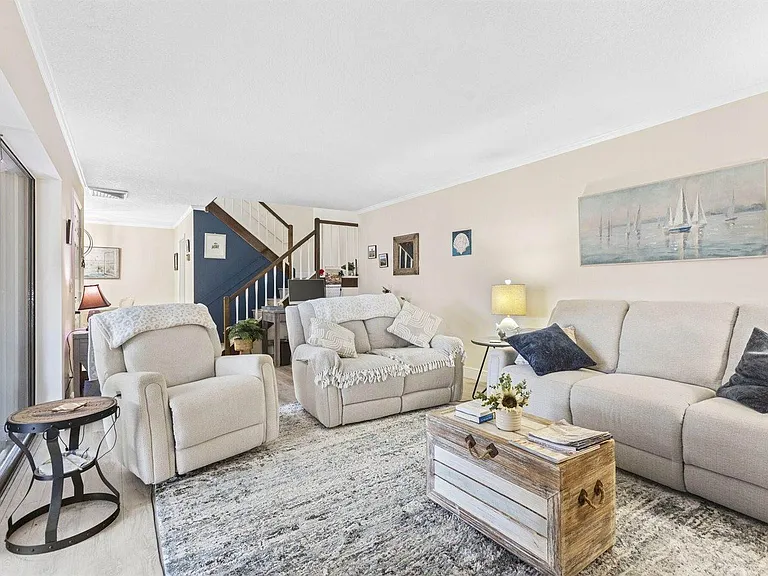 5674 SE Riverboat Dr #131 — Photo 6
