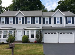 132 Stagecoach Cir, Milford, CT 06460