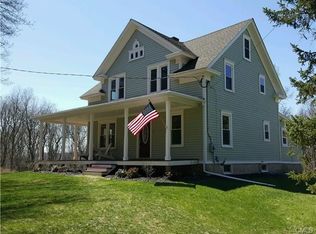 28 Junction Rd, Brookfield, CT 06804